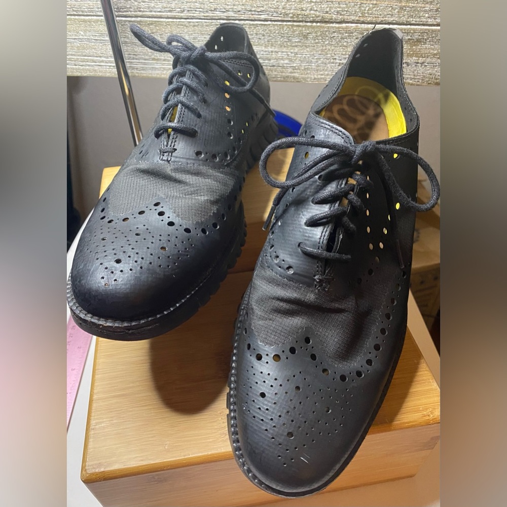 Cole Haan ZeroGrand Lightweight Wingtip style Men’s 9.5